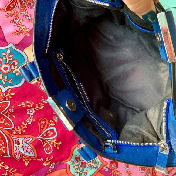 Michael Kors Purse - Picture 4 of 4